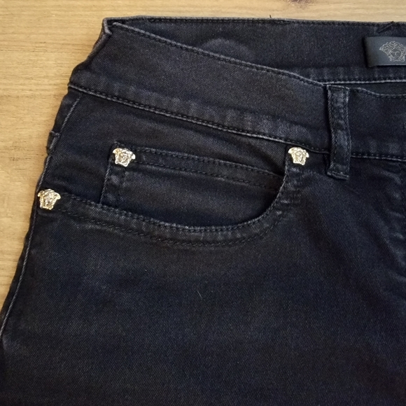 VERSACE Jeans - Picture 4 of 12